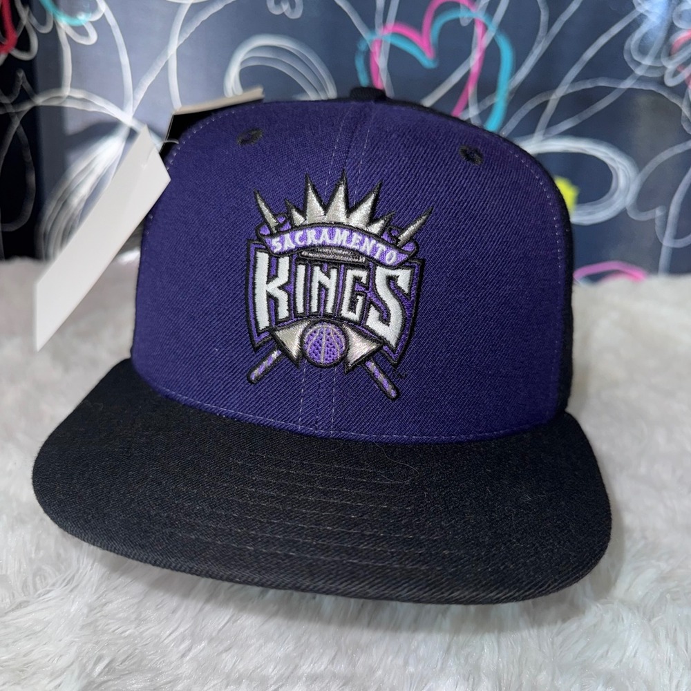 New Era Sacramento Kings Hat Mens Size 7 Purple NEW 5950 Pro Model Fitted NBA